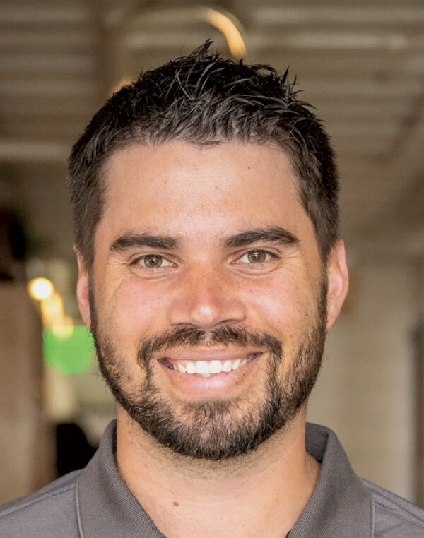 Zach-Munroe-600px.jpg